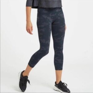 Spanx Camo Seamless Crop Leggings